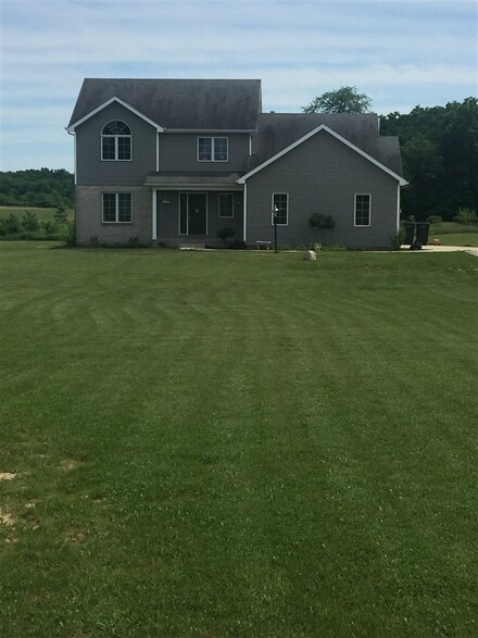 7018 County Road 24, Butler, IN 46721