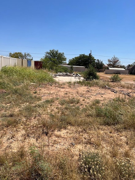 208 N Avenue U, Snyder, TX 79549