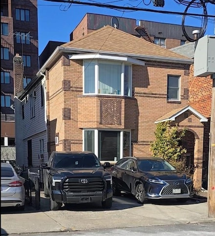 2660 E 21st St, Brooklyn, NY 11235