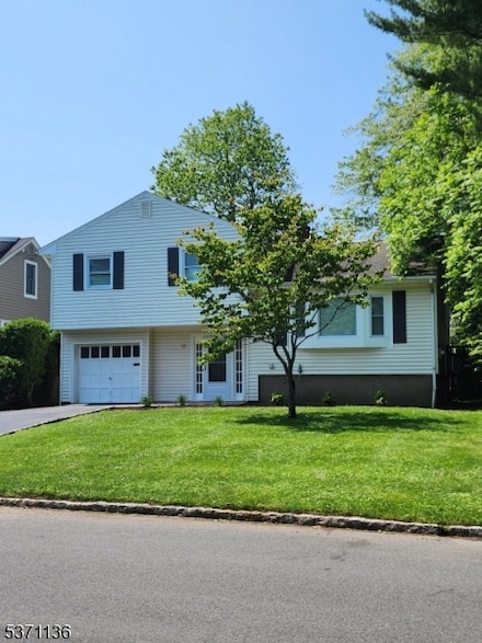 16 Bradford St, New Providence, NJ 07974