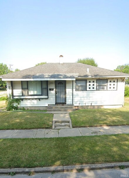 1205 N Kaley St, South Bend, IN 46628