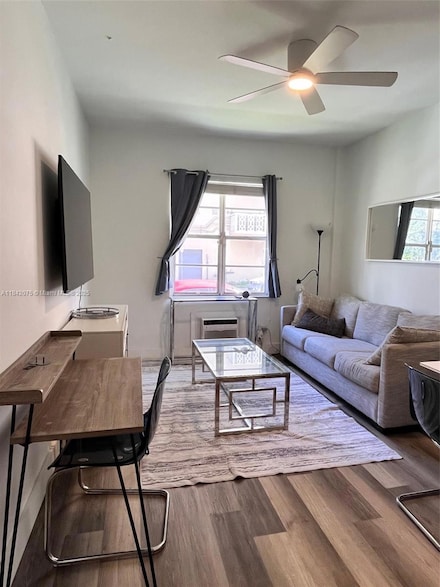 3030 Collins Ave Unit 1F, Miami Beach, FL 33140