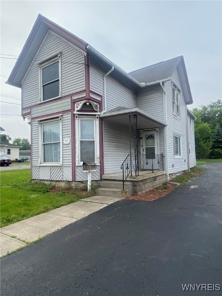 13249 Broadway St, Alden, NY 14004