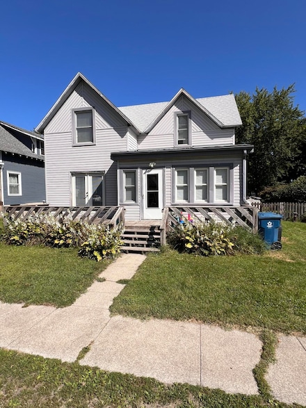 312 E Walnut St, Morocco, IN 47963