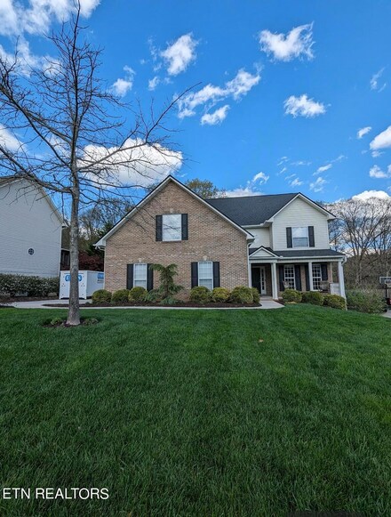 5419 Summitridge Ln, Knoxville, TN 37921