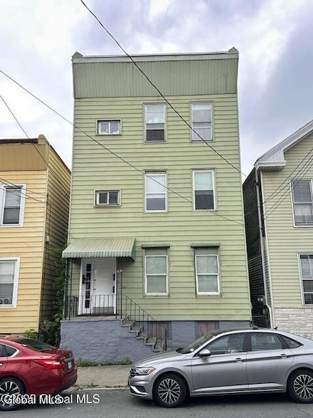 129 Main St Unit 3, Cohoes, NY 12047