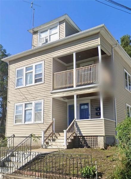 694 Killingly St Unit 696, Johnston, RI 02919
