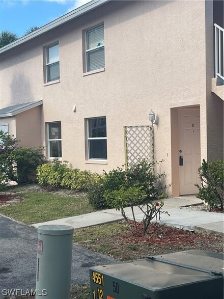 26723 Little John Ct Unit 17, Bonita Springs, FL 34135