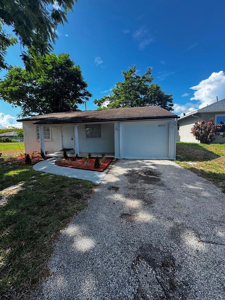 4577 Clinton Blvd, Lake Worth, FL 33463