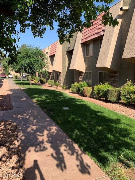 4954 River Glen Dr Unit 123, Las Vegas, NV 89103
