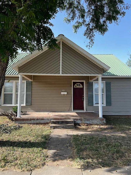 516 W Bois d Arc St, Henrietta, TX 76365