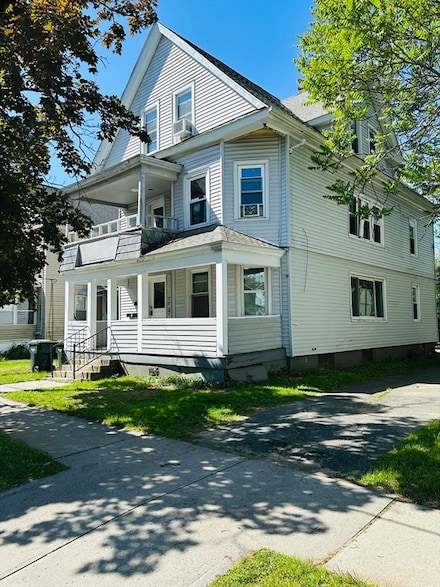 31 Denton Cir, Springfield, MA 01104