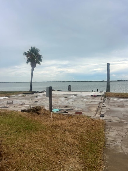 329 Copano Ridge Rd, Rockport, TX 78382