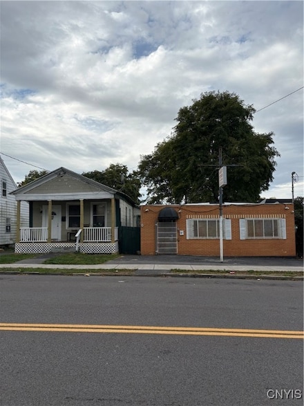 417 Wolf St, Syracuse, NY 13208