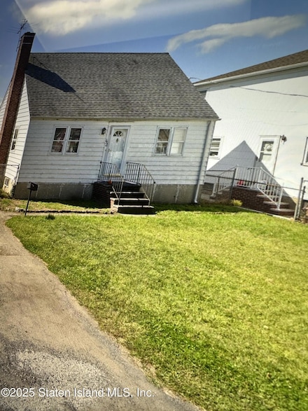 42 Burke Ave, Staten Island, NY 10314