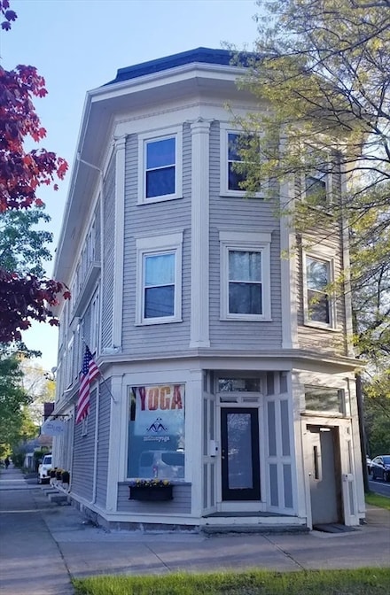 15 Brush Hill Rd Unit 3, Milton, MA 02186