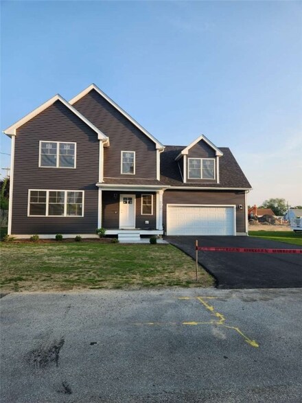 217 Harmony Ct, Warwick, RI 02889