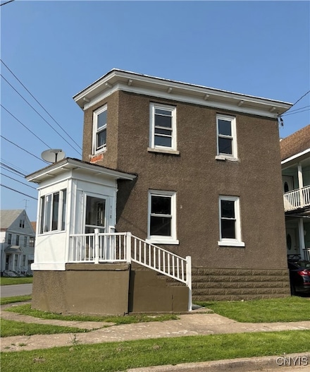 918 Shaw St, Utica, NY 13502