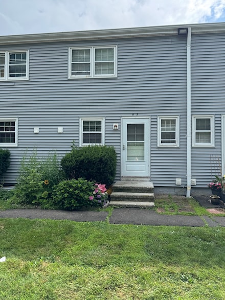 617 Millville Ave Unit 8-3, Naugatuck, CT 06770