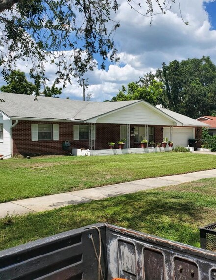 6801 Ambassador Dr, Orlando, FL 32818