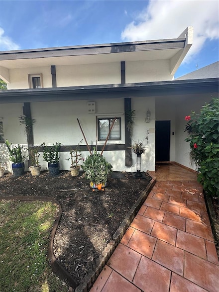 541 NE 199th Ln Unit 2X, Miami, FL 33179