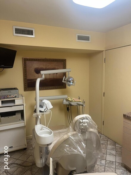 310 Lexington Ave Unit 1, New York, NY 10035