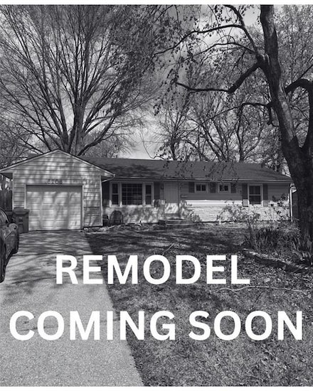 6706 W 76th Terrace, Overland Park, KS 66204