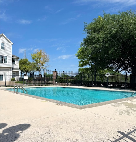 155 Binnacle Ct Unit B, Willis, TX 77318