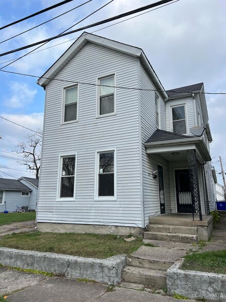 1230 Wallace St, Hamilton, OH 45011