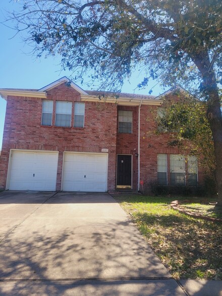 16315 Lynn Crest Ct, Houston, TX 77083