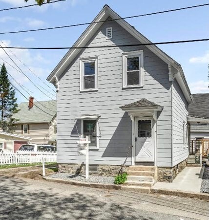 17 Waite St, Lowell, MA 01851