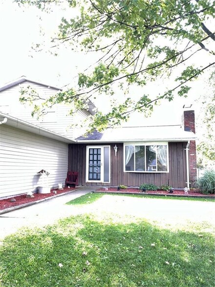 39807 State Route 303, Lagrange, OH 44050