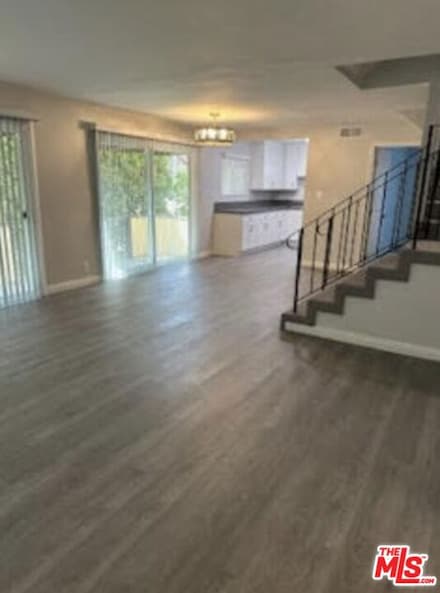5730 Yolanda Ave, Los Angeles, CA 91356