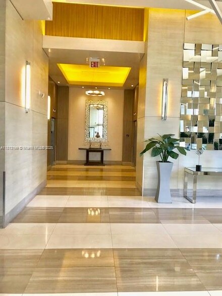 999 SW 1st Ave Unit 2508, Miami, FL 33130