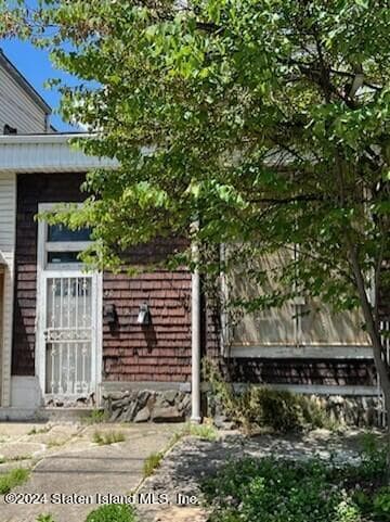 6 Frean St, Staten Island, NY 10304
