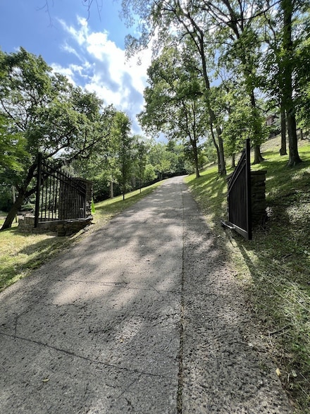 5161 Granny White Pike, Nashville, TN 37220