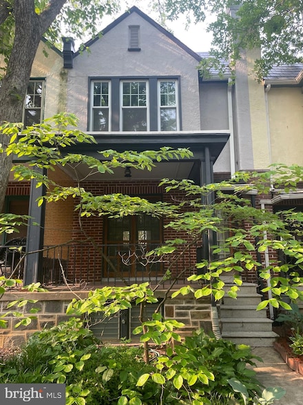 909 Mckewin Ave, Baltimore, MD 21218