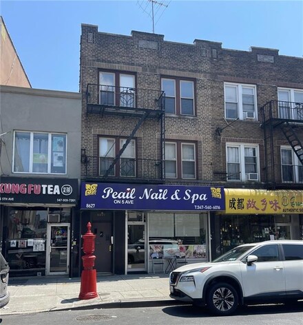 8627 5th Ave, Brooklyn, NY 11209