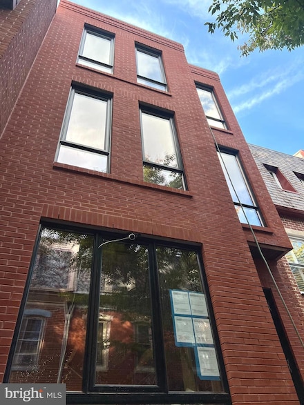 108 N Van Pelt St, Philadelphia, PA 19103
