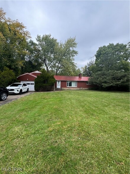 13001 Beeson St NE, Alliance, OH 44601