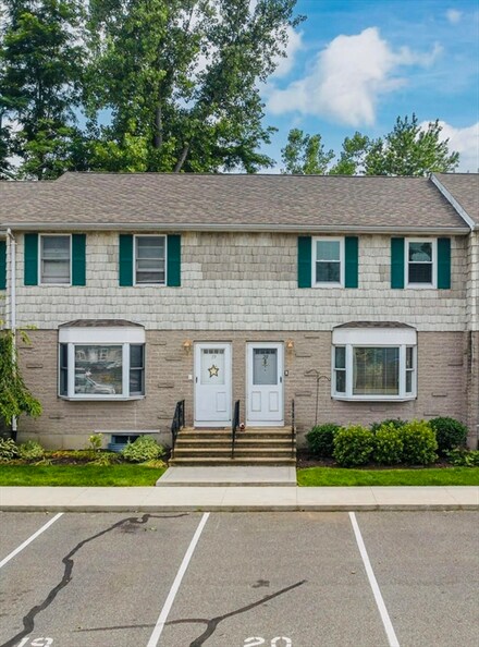 200 Lambert Terrace Unit 20, Chicopee, MA 01020