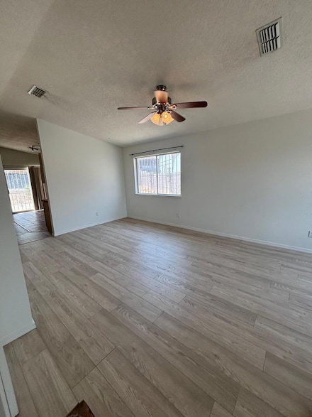 7822 Desert Springs Ct SW, Albuquerque, NM 87121