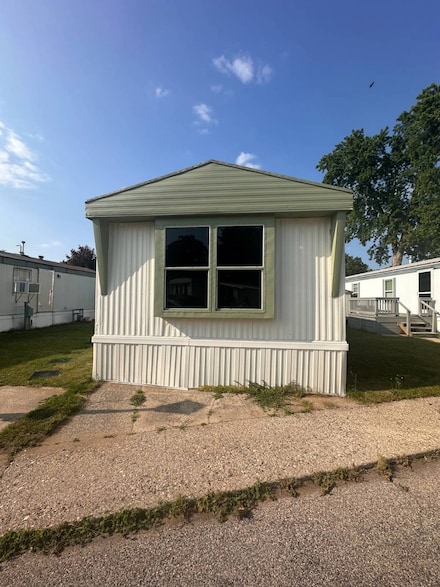 75 Betsie River St SW, Grand Rapids, MI 49548