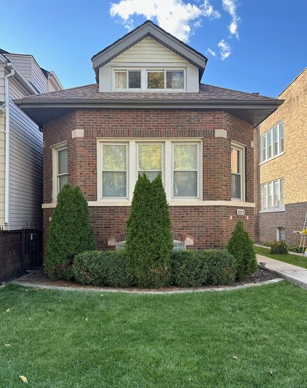 8312 S Carpenter St, Chicago, IL 60620