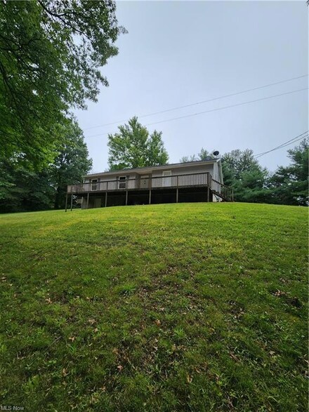 8090 County Road 318, Shreve, OH 44676