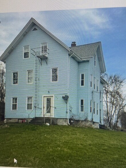 352 Main St Unit 2, Dighton, MA 02715