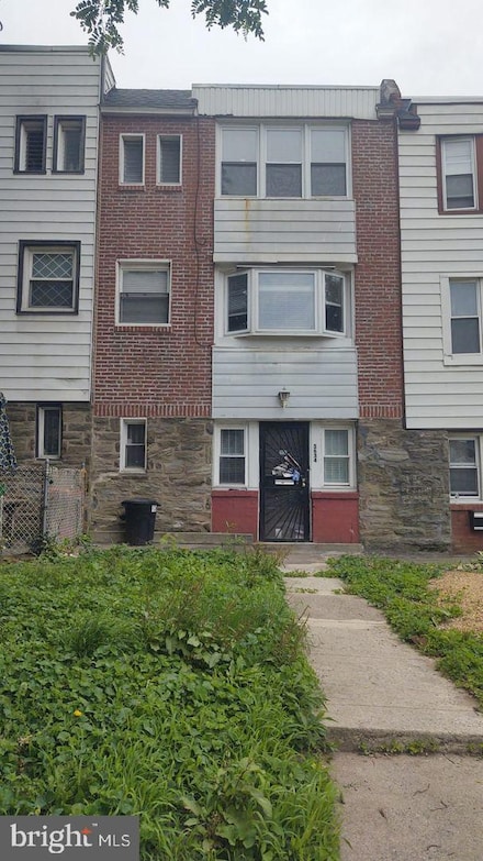 5634 N 18th St, Philadelphia, PA 19141
