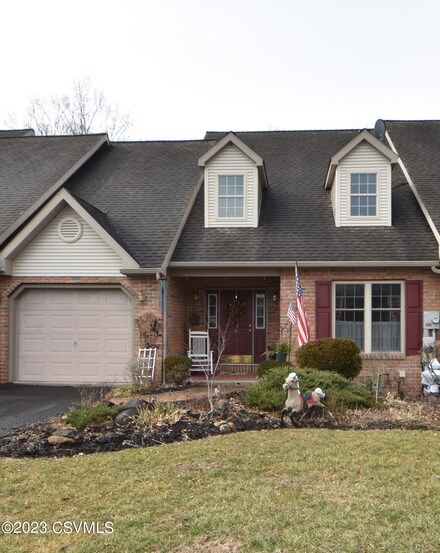 4 Bittersweet Dr, Bloomsburg, PA 17815