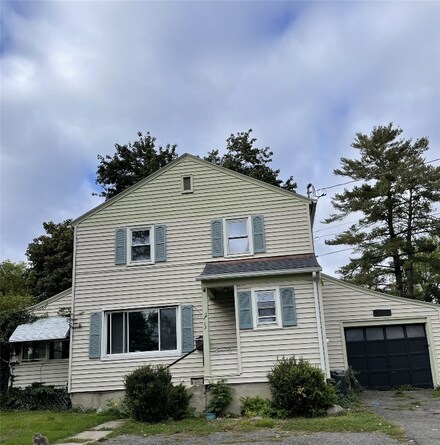 2713 Watson Blvd, Endicott, NY 13760