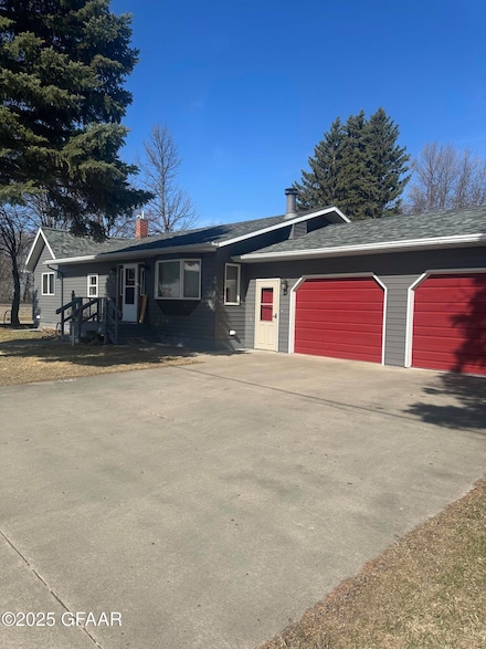 319 Railroad Ave E, Hatton, ND 58240